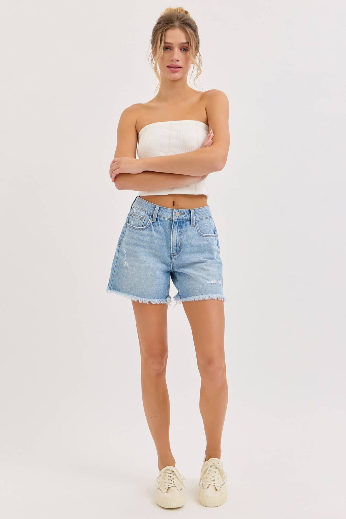Cello Mid Rise Boyfriend Short