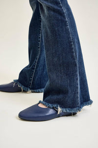 Judy Blue MR Flare Destroy & Fray Hem Jeans