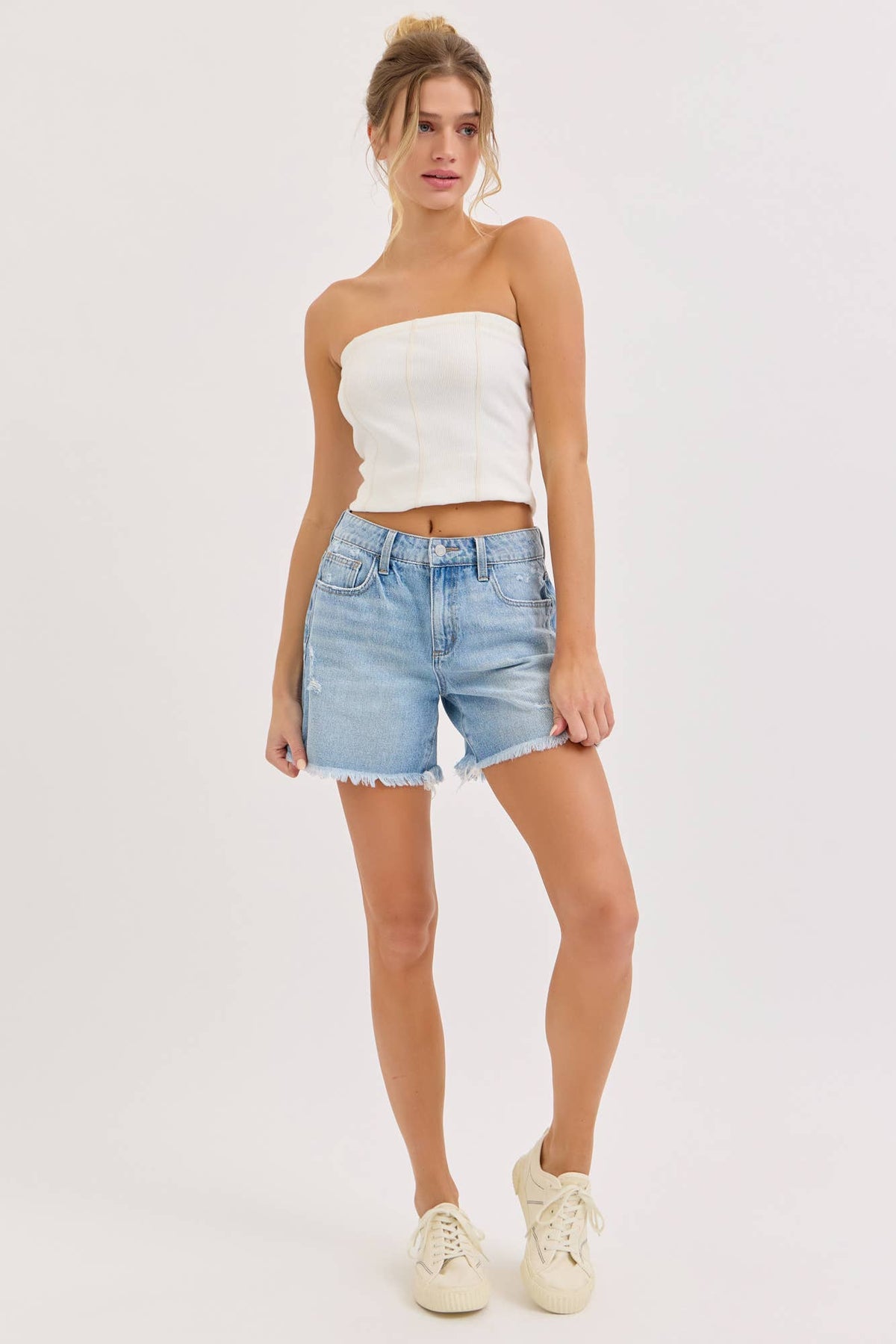 Cello Mid Rise Boyfriend Short