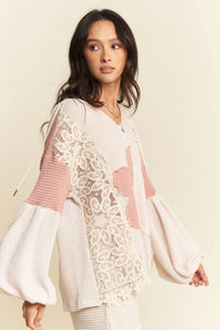 Oversized Knit Hoodie W/Flower Patch Contrast and Crochet Lace in Pink