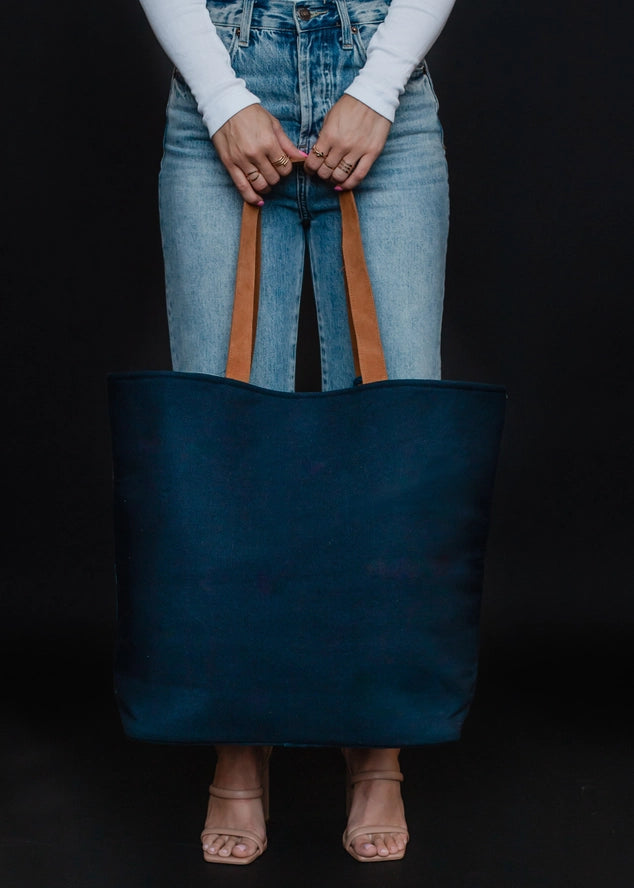 Mountain Scene Tote