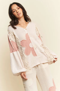 Oversized Knit Hoodie W/Flower Patch Contrast and Crochet Lace in Pink